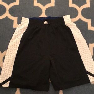 Men’s reversible Adidas Basketball shorts XL